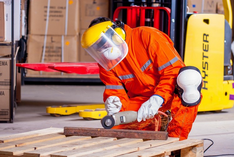 industrial-1636390_1920.jpg